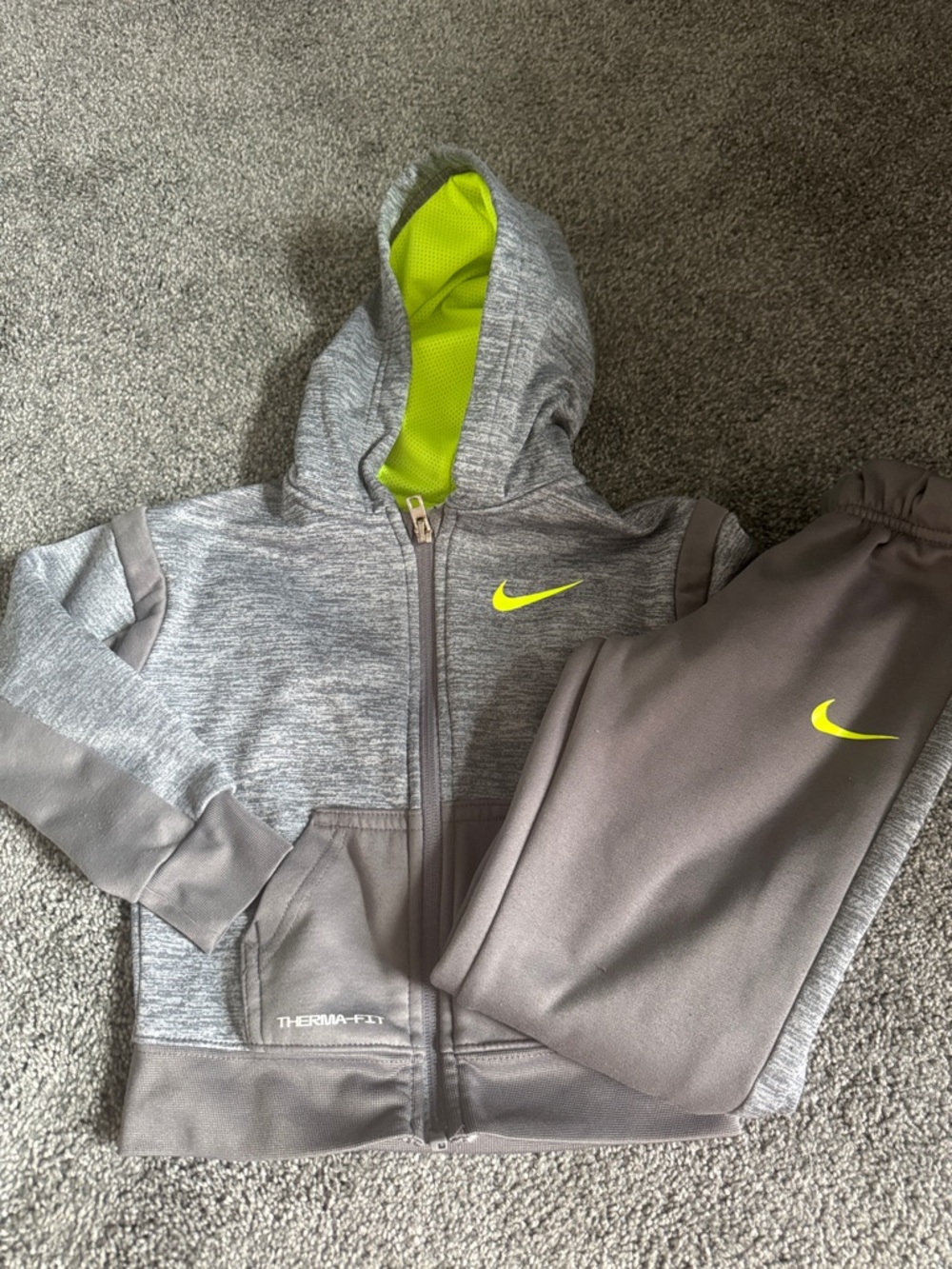 Nike Grey & Volt Kids Therma-FIT Hoodie and Joggers Set